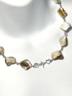 Iridescent Mother of Pearl Shell Short Necklace & Paw Print Heart Beat Pendant